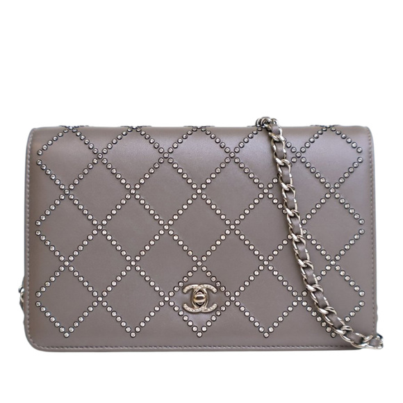 Pre-Loved Chanel CC Studded Calfskin Crystal Wallet On Chain - Picture 1 of 12